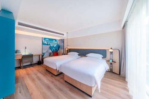 2 twin beds