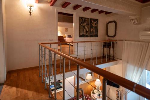 Peruzzi Luxury Apartment by Mamo Florence - image 14
