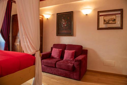 Peruzzi Luxury Apartment by Mamo Florence - image 4