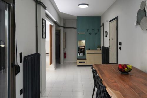 Dedalos City Apartment - Tap to explore photos
