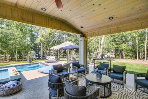 Lake Murray Paradise w/ Shared Pool & Hot Tub! in Batesburg-Leesville (SC)