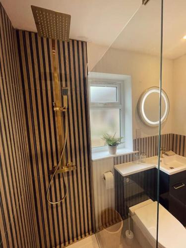 Living Like a Local at Dotties Living Like a Local at Dotties