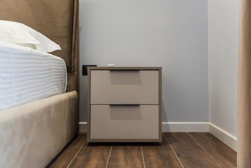 Studio Apartment with Balcony image 6