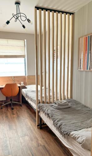 A3 - Queen Double Room - Warsaw City Haven - Shared Bathrooms - self check-in, Warsaw