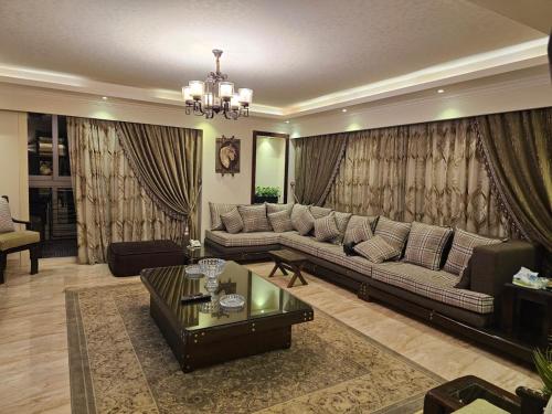 Apartament in zahraa al maadi - Tap to explore photos