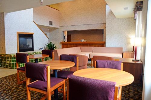 Budget Host Inn in Allegan, USA