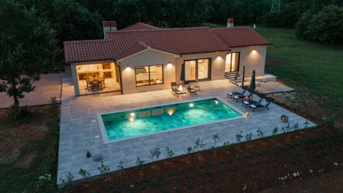 المرافق, Villa Photinia in Becici