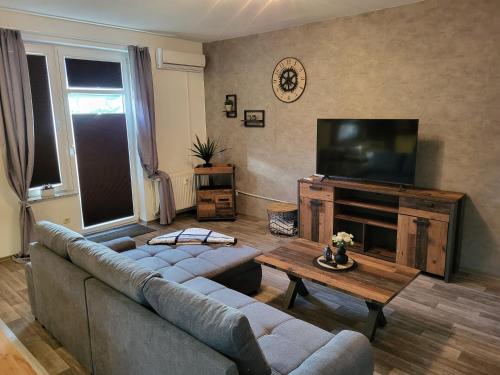 Seadmed, 2 Raum Wohnung im 1OG mit Terrasse und AC in Osterburg