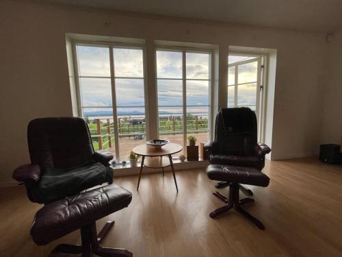 Villa med vidunderlig utsikt in Orrviken