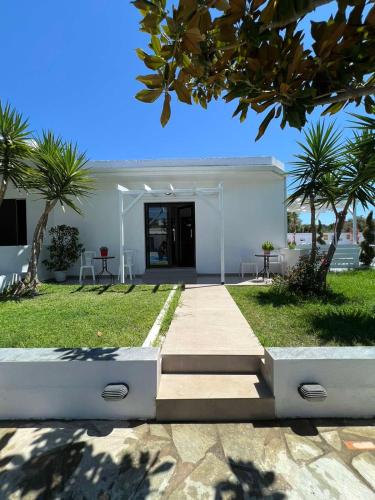 2 bedrooms, 5 beds