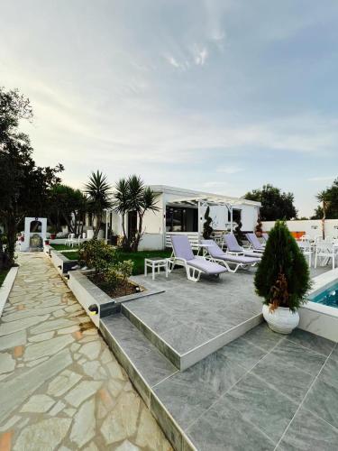Skiathos Young Guesthouse - image 2