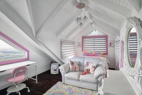 New-CasitaDeLasFlores-View-Wifi-Jacuzzi-Jarabacoa