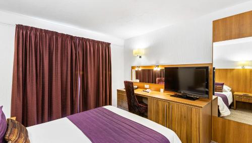 Sandy Lodge Hotel - image 14