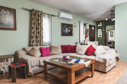 Villa Parisi Naxos Deluxe in Agkidia