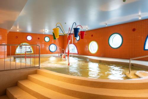 Pandangan, Mundo Criamigos Hotel Gramado in Gramado