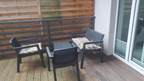 Nowoczesny apartament z dużym tarasem, 2 pokoje