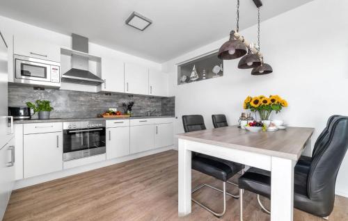 Kitchen, Am Yachthafen in Olpenitz