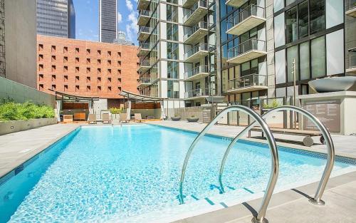 2 Bed 2 Bath X street LA Live, Convention Center, Microsoft Theater, Los Angeles
