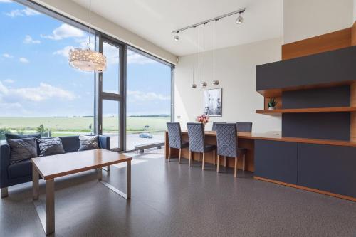 Skats, Hollywood Dream in Visky