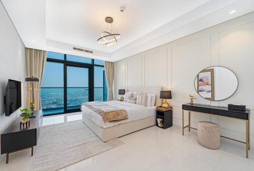 3 King Beds - 7mins to Dubai Mall - High Floor Sun Set and Sea View, Dubai (photo 7)