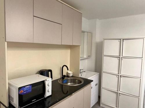 keuken, Hotel Azamat in Lebedinovka