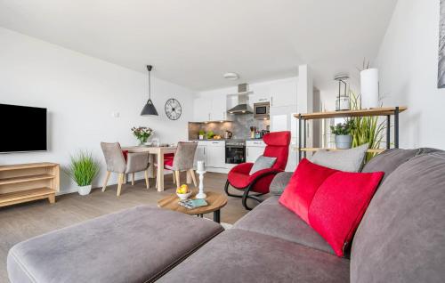 One-Bedroom Apartment room in H2O-Zwölf