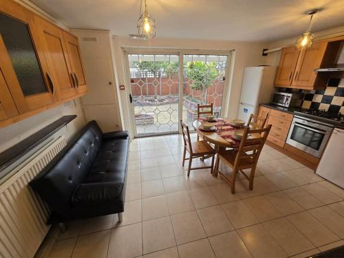 Beautiful rooms in PRIME location! 2