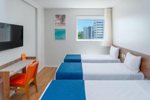 Standard Triple Room room in Verano Pajuçara by Tropicalis