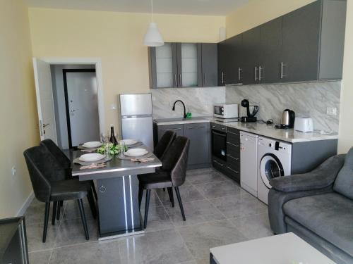 апартамент Богданов in Obzor