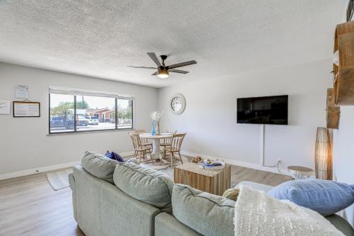 Las Vegas Vacation Rental with Pool about 10 Mi to Strip