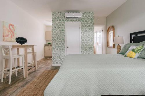 Studio in Pompano Beach two blocks from the Ocean, Pompano Beach (foto 2)