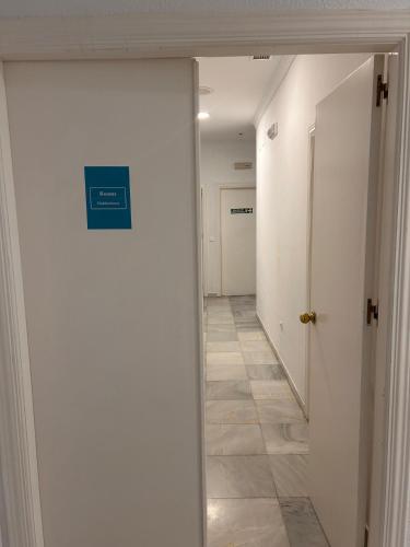 Hostel Sorolla Playa, Málaga (photo 9)