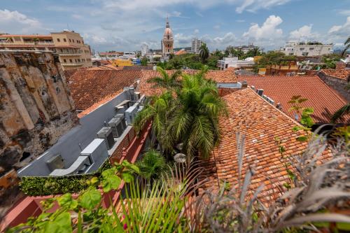 Suite with Sea View image 9