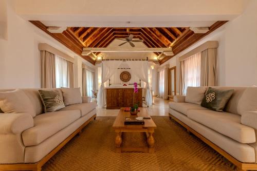 Suite with Sea View image 5