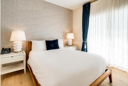 One Bedroom Suite Queen room in The Savoy Hotel and Beach Club