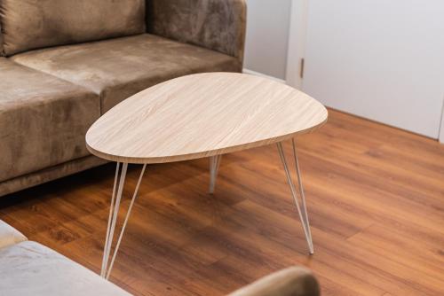 One-Bedroom Apartment image 2
