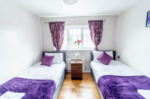 Free Parking - Large House - Groups - Wolverhampton