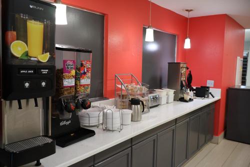 Namaste Inn & Suites Dawsonville - image 5