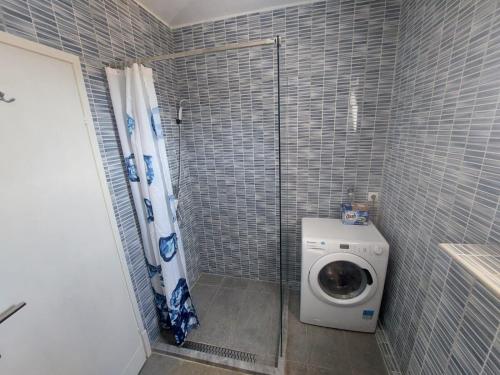 Two-Bedroom Apartment image 6