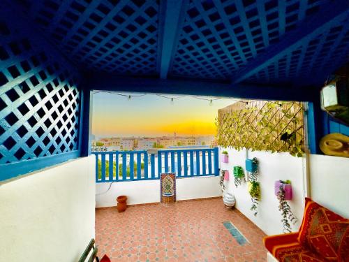 Cosy flat with rooftop Cosy flat with rooftop