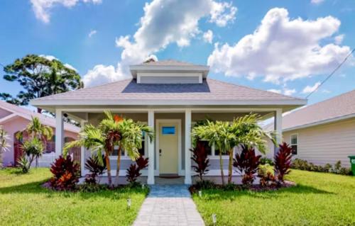 Delightful 3-bedroom house in Bradenton #1 of 2 in Bradenton, USA