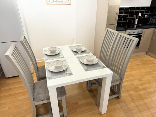 Facilities, Cosy Central Home, Sleeps 5 by Homes by Jacq in Colchester