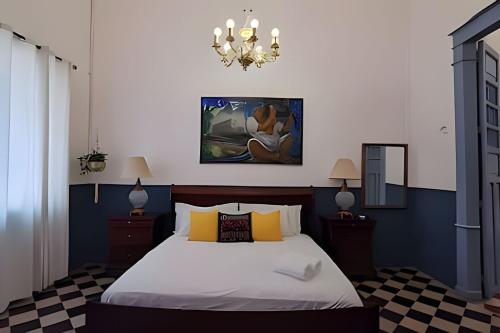 Galeria de Arte Casa Morada en el corazón del centro in Mérida, Mexico