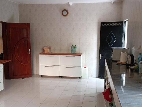 Kitchen, White House in Ziguinchor