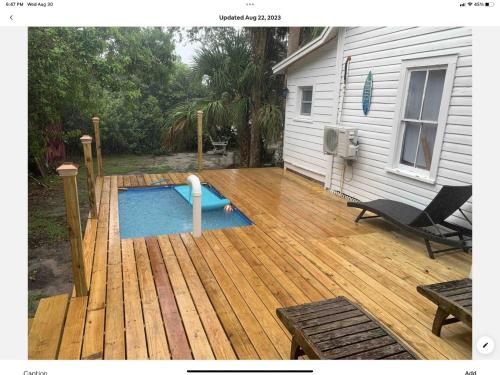 Rustic River Retreat 3-2 - 3 min walk to Eau Gallie Arts District shops in Melbourne, USA
