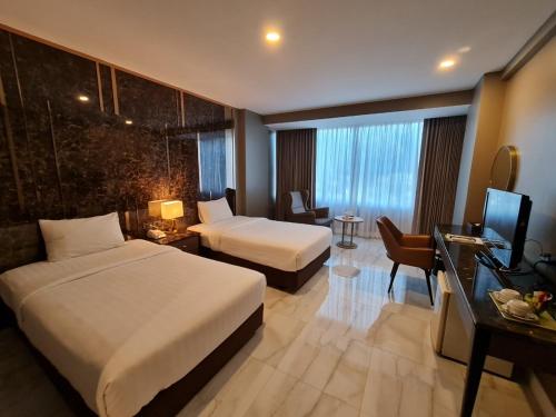 Chaisaeng Palace Hotel Chaisaeng Palace Hotel