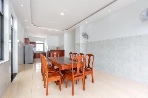 Hoàng My Villa - 12 phòng ngủ - Free Bida Karaoke Thang máy