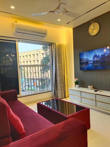 City Homes Pearl Apartment in فيكرولي الغربية