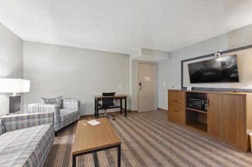 AmericInn by Wyndham Wisconsin Dells - image 5
