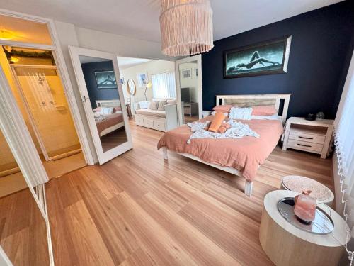 FORR64 - Cosy East Perth Retreat